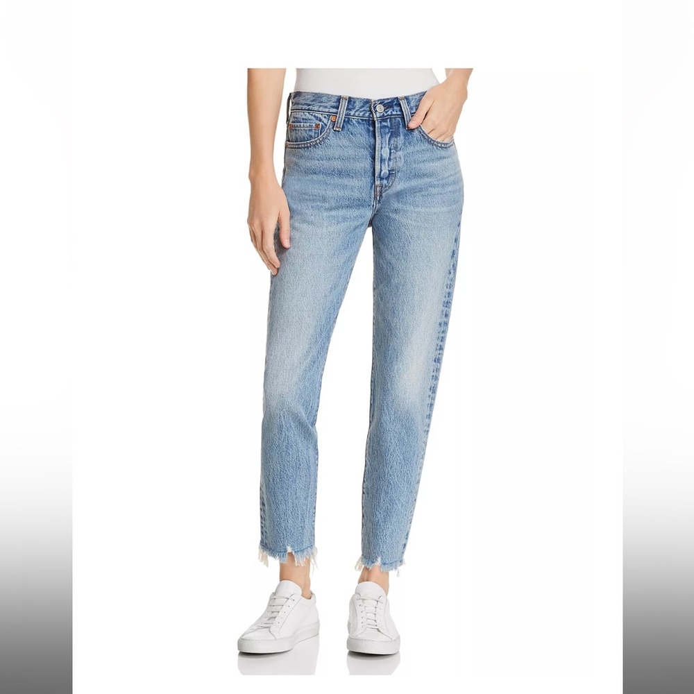 Levi’s Premium Wedgie Icon High Rise Fray Hem Ankle Jeans in Shut Up